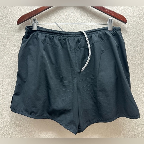 ASICS 2 in 1 Running/Workout Shorts - Picture 2 of 3